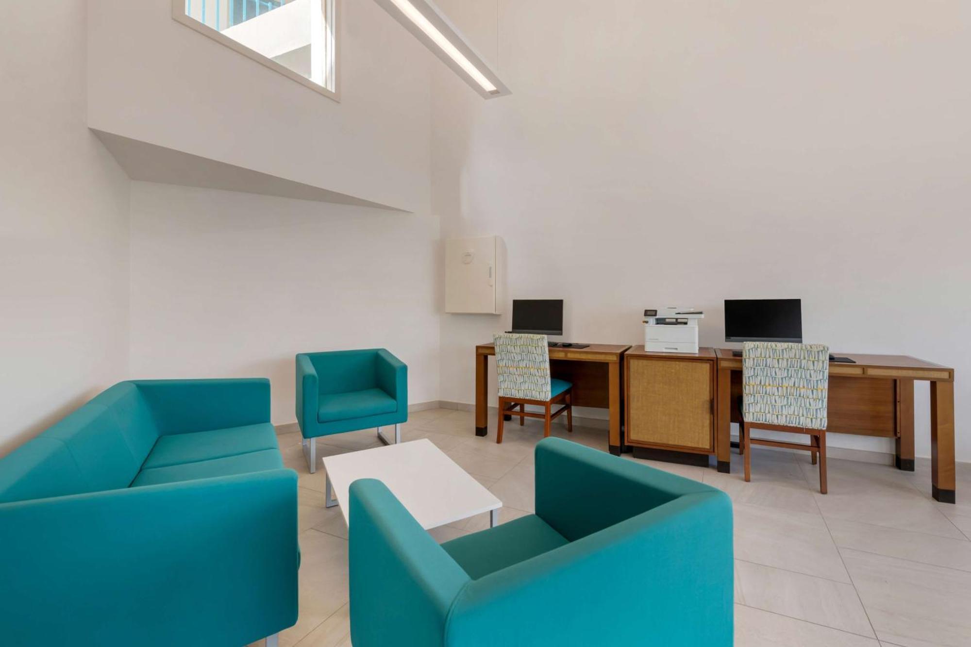 Hilton Vacation Club Royal Palm St Maarten Koolbaai Extérieur photo