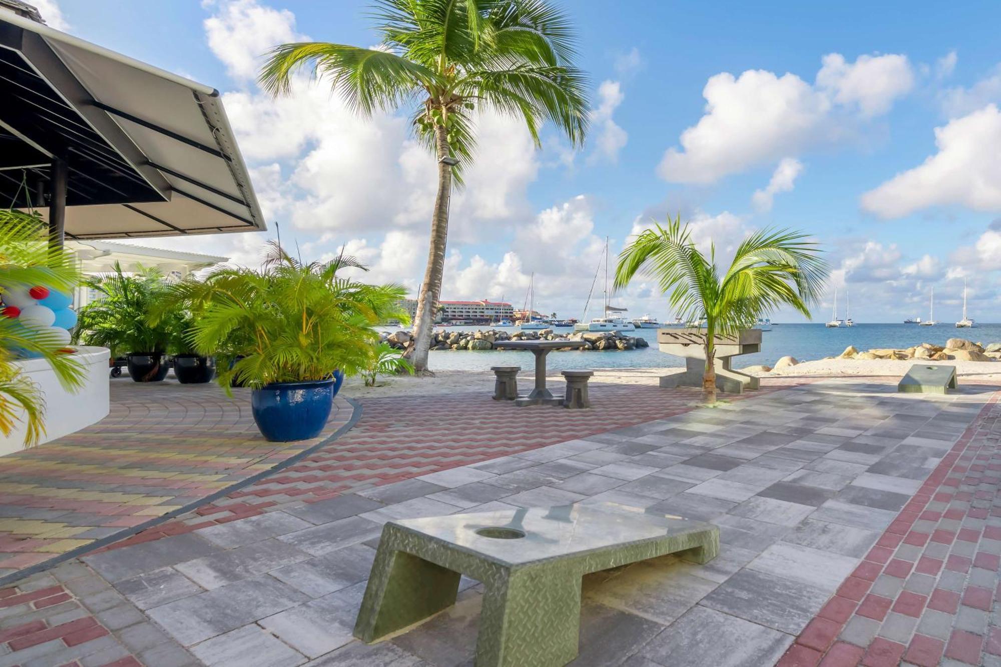 Hilton Vacation Club Royal Palm St Maarten Koolbaai Extérieur photo