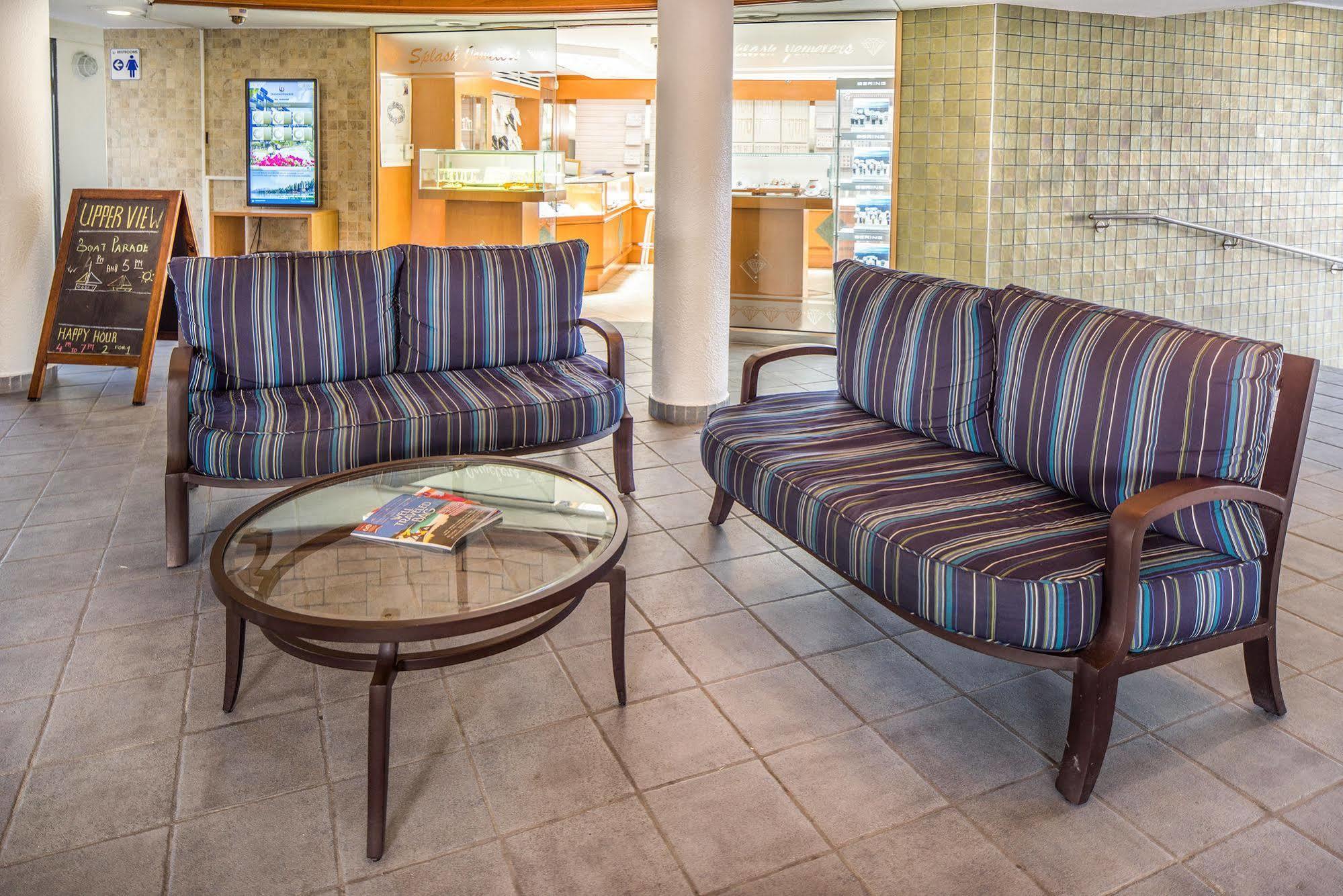 Hilton Vacation Club Royal Palm St Maarten Koolbaai Extérieur photo